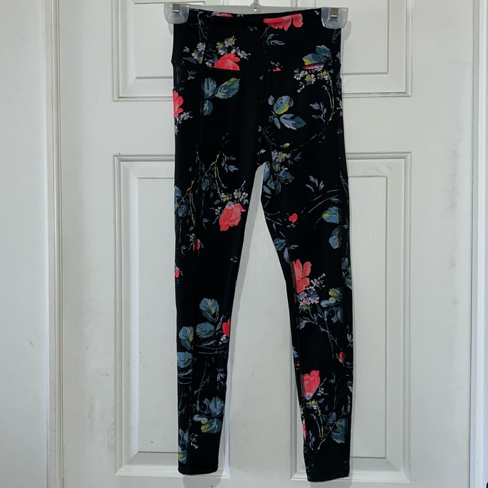 EUC Victoria’s Secret leggings